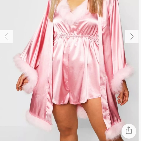 NWT Boohoo Gemma Collins Short Kimono Robe W/ Fluffy Sleeve Pink Women’s Size 18 - Picture 3 of 16